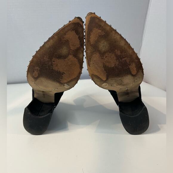 Gianni Bini Women’s Daveigh Black Suede Studded Western Booties Pointed Toe 9.5M - Picture 7 of 9